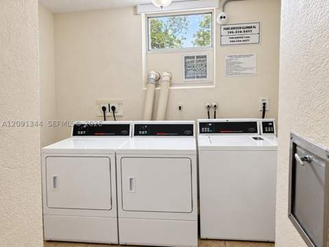 4550 NW 9th St 901E, Miami FL - photo 22 of 28