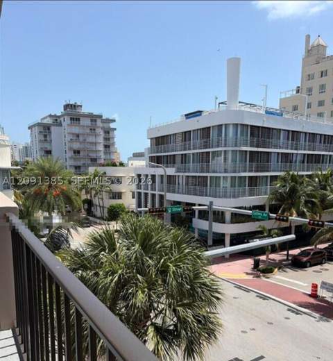 1150 Collins Ave 404, Miami Beach FL - photo 14 of 18