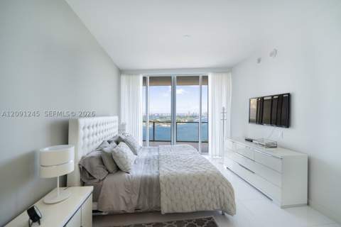 1100 Biscayne Blvd 3302, Miami FL - photo 14 of 31