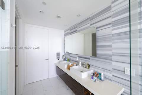 1100 Biscayne Blvd 3302, Miami FL - photo 16 of 31