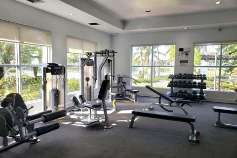 4520 NW 107th Ave 105-10, Doral FL - photo 6 of 21
