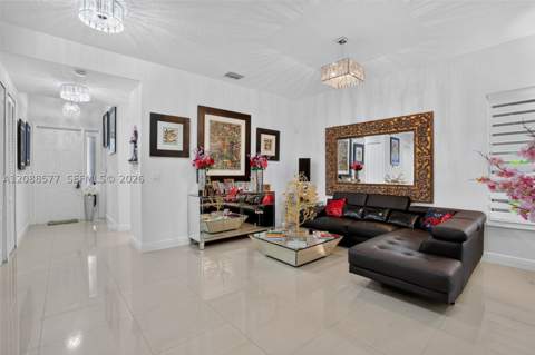 241 NE 33rd Ter, Homestead FL - photo 9 of 43