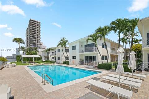 1130 Venetian Way 1D, Miami FL - photo 9 of 24