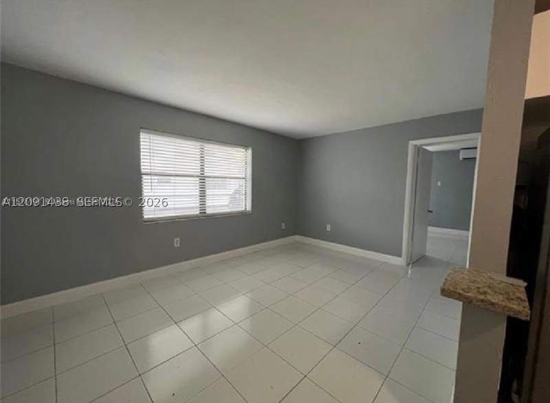 1 bedroom Condominium at 6780 SW 44th St 1, Ludlam Gardens Condo, Miami — photo 2
