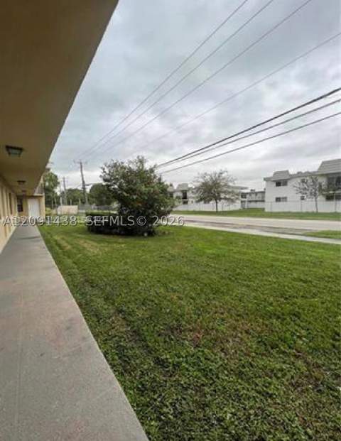 6780 SW 44th St 1, Miami FL - photo 9 of 15