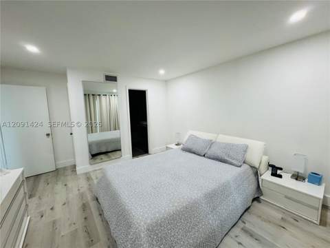 1555 W 44th Pl 214D, Hialeah FL - photo 10 of 34