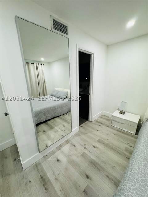 1555 W 44th Pl 214D, Hialeah FL - photo 11 of 34