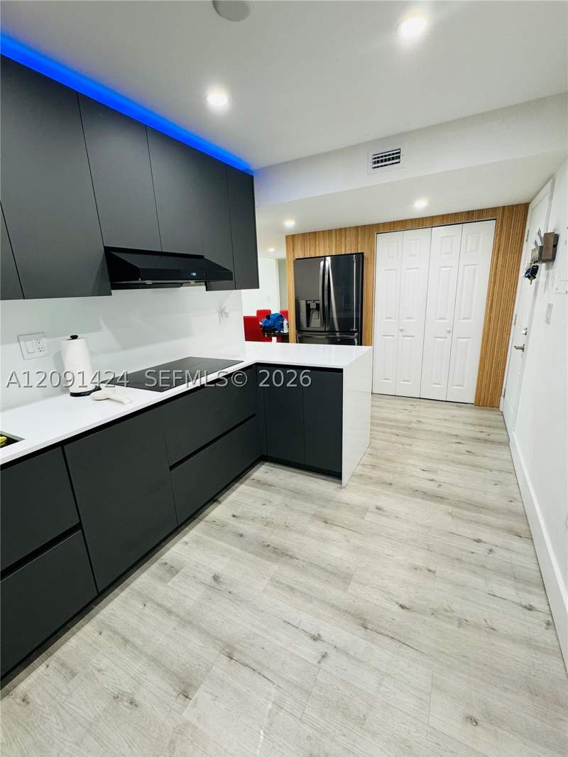 3 bedroom Condominium at 1555 W 44th Pl 214D, St Andrews Court Condo, Hialeah — photo 5