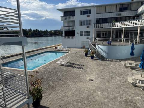 6484 Indian Creek Dr 103, Miami Beach FL - photo 9 of 11