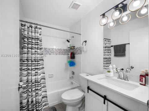 400 NW 214th St 203, Miami Gardens FL - photo 7 of 30