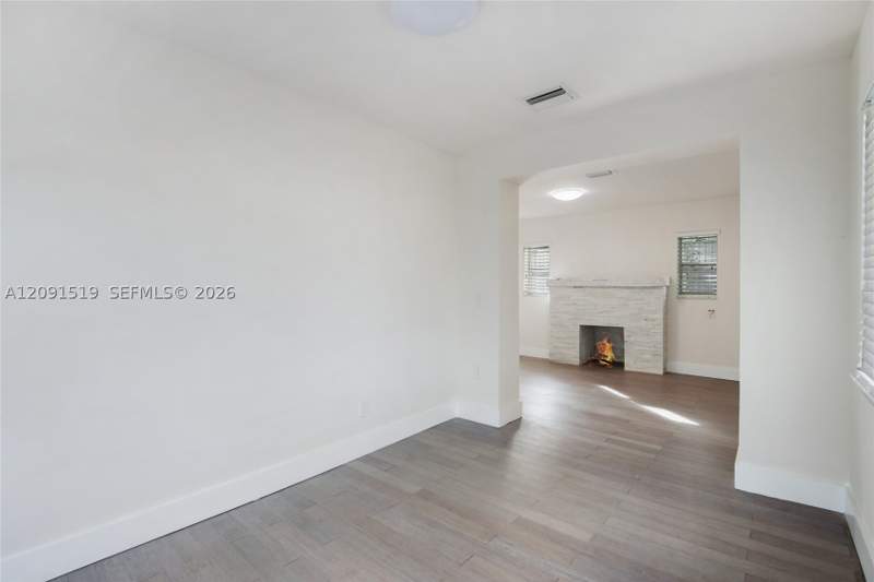 3 bedroom SingleFamilyResidence at 522 NW 47th Ter, Bay Vista Park Amd Pl, Miami — photo 4