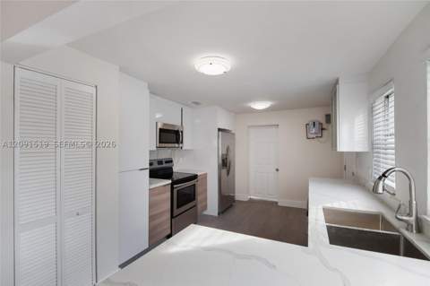 522 NW 47th Ter, Miami FL - photo 6 of 14