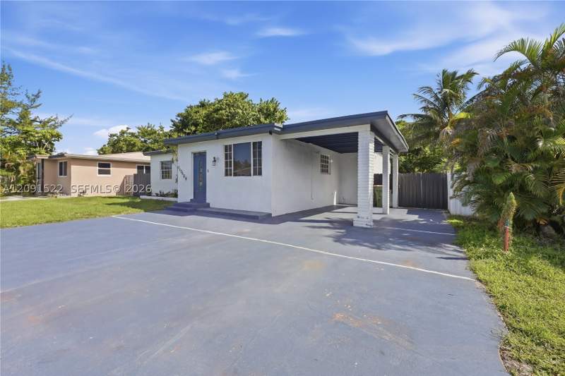 4 bedroom SingleFamilyResidence at 1170 NE 135th St, Irons Manor 4th Addn, North Miami — photo 2