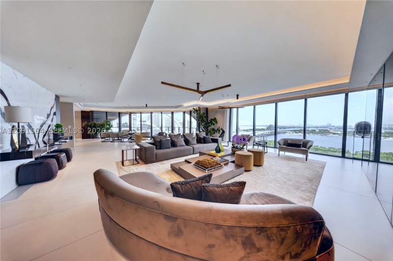 4 bedroom Condominium at 1000 NE Biscayne Blvd 2202, One Thousand Museum Condo, Miami — photo 2