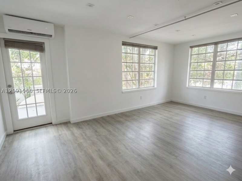 1 bedroom Condominium at 932 7th St 932D, Friendly Corner Condo, Miami Beach — photo 1