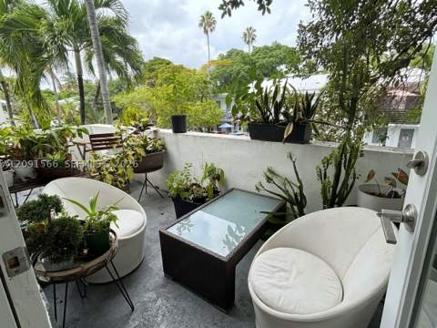 932 7th St 932D, Miami Beach FL - photo 12 of 15