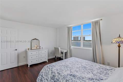 2841 NE 163rd St 607, North Miami Beach FL - photo 21 of 56