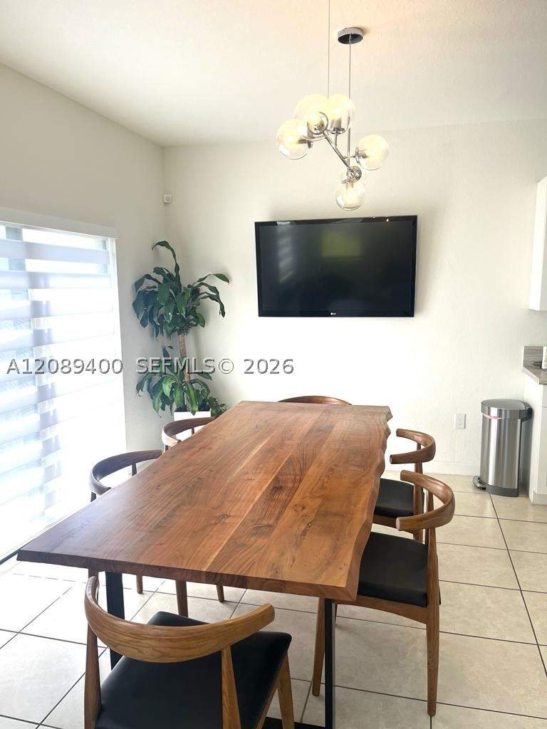 4 bedroom Townhouse at 560 NE 206th Ln, Via Ventura Neighborhood, Miami — photo 5