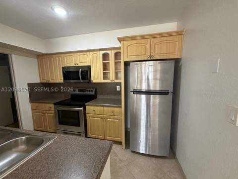 10115 NW 9th St Cir 6-106, Miami FL - photo 6 of 22