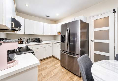 420 NW 42nd St, Miami FL - photo 15 of 19