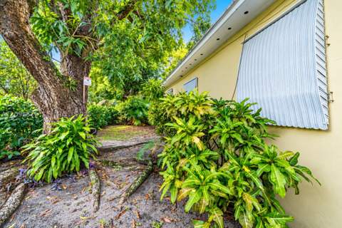 420 NW 42nd St, Miami FL - photo 7 of 19
