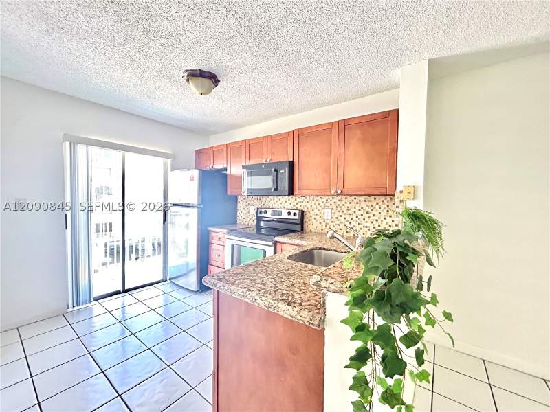 2 bedroom Condominium at 2575 SW 27th Ave 509, Marbella By The Grove, Miami — photo 3