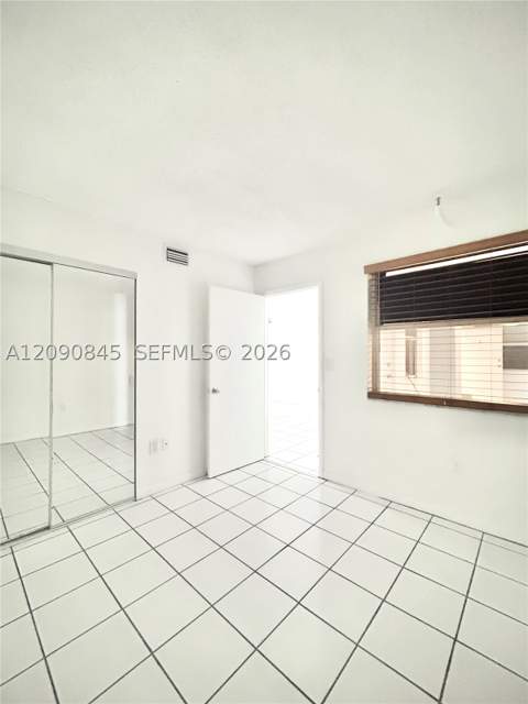 2575 SW 27th Ave 509, Miami FL - photo 8 of 11