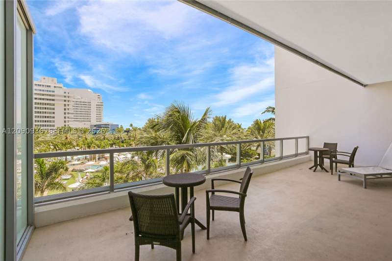 1 bedroom Condominium at 4391 Collins Ave 307, Fontainebleau III, Miami Beach — photo 2