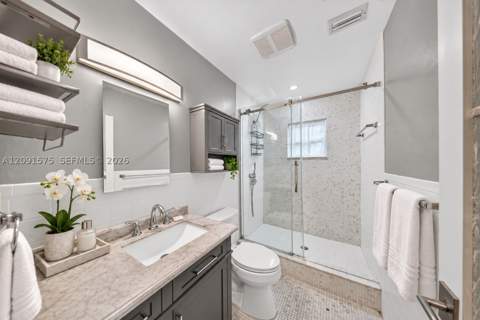 160 NE 86th St, El Portal FL - photo 13 of 26