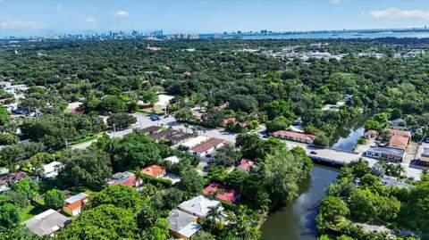 160 NE 86th St, El Portal FL - photo 20 of 26