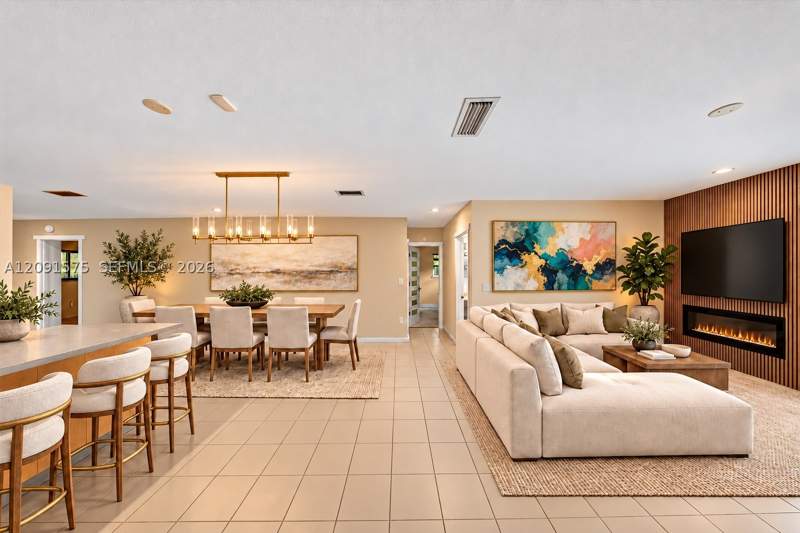 3 bedroom SingleFamilyResidence at 160 NE 86th St, El Jardin, El Portal — photo 5