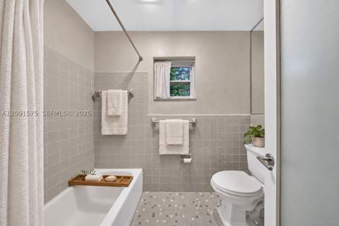 160 NE 86th St, El Portal FL - photo 9 of 26