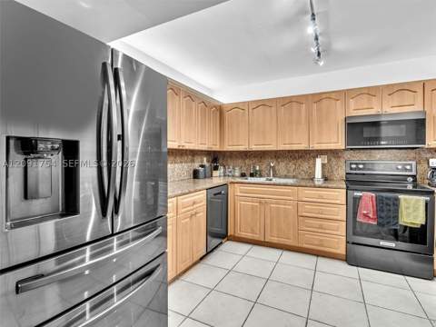 101 Ocean Lane Dr 209, Key Biscayne FL - photo 10 of 21