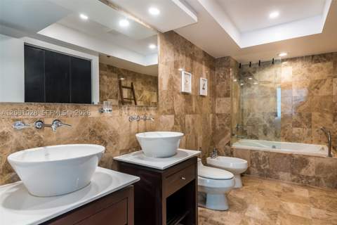 1330 Ocean Dr R5B, Miami Beach FL - photo 11 of 23