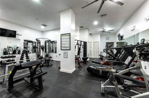 1330 Ocean Dr R5B, Miami Beach FL - photo 21 of 23