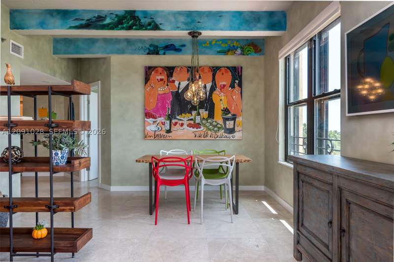 2 bedroom Condominium at 1330 Ocean Dr R5B, The Netherland Condo, Miami Beach — photo 3