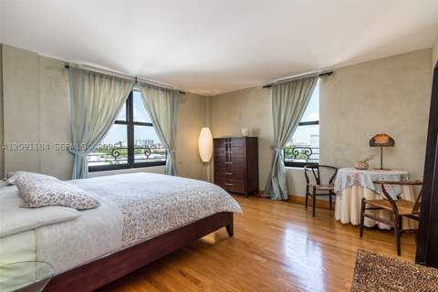 1330 Ocean Dr R5F, Miami Beach FL - photo 13 of 22