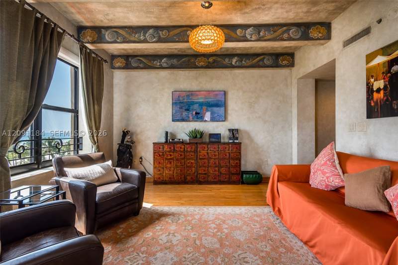 2 bedroom Condominium at 1330 Ocean Dr R5F, The Netherland Condo, Miami Beach — photo 5