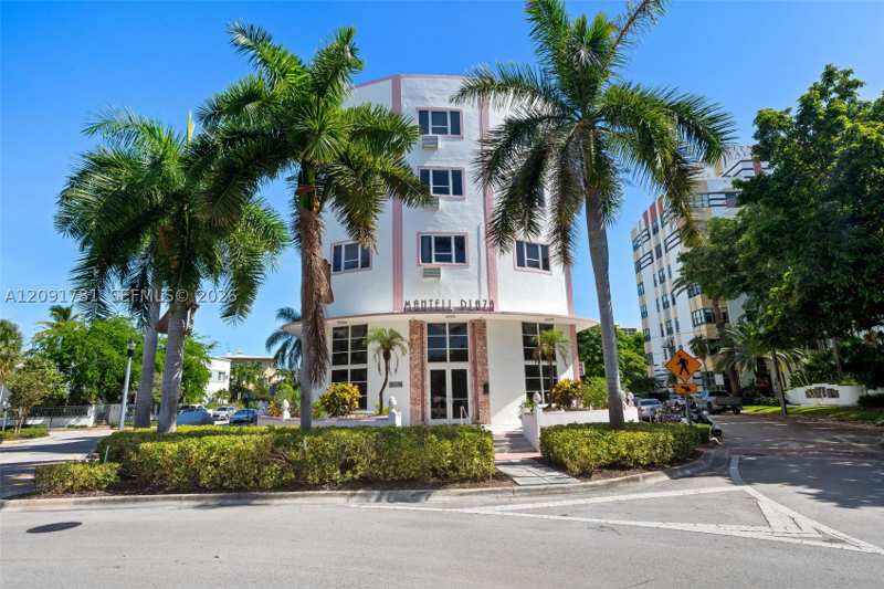 0 bedroom Condominium at 255 W 24th St 330, The Mantell Condo, Miami Beach — photo 1