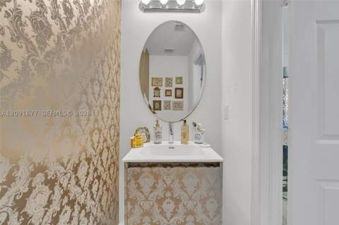 3309 W 91st Ter, Hialeah FL - photo 19 of 56