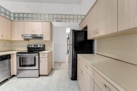 3807 Alcantara Ave A-77, Doral FL - photo 11 of 43