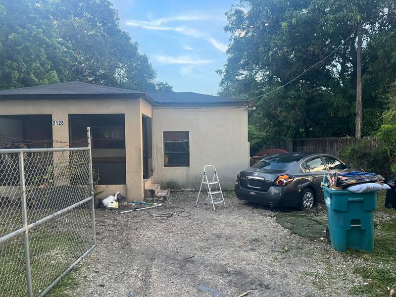 4 bedroom SingleFamilyResidence at 2126 NW 92nd Street, Airline Estates, Miami — photo 2
