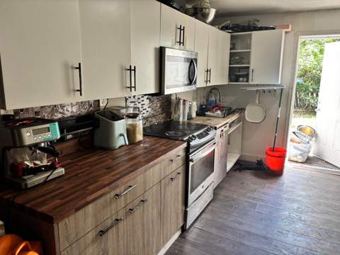 2126 NW 92nd Street, Miami FL - photo 7 of 13
