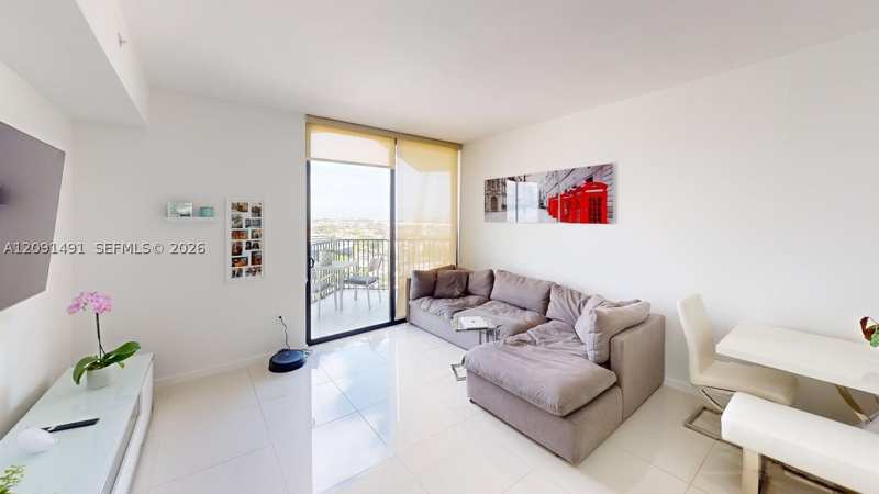 1 bedroom Condominium at 5300 Paseo Blvd 1607, 5252 Paseo Condo, Doral — photo 1