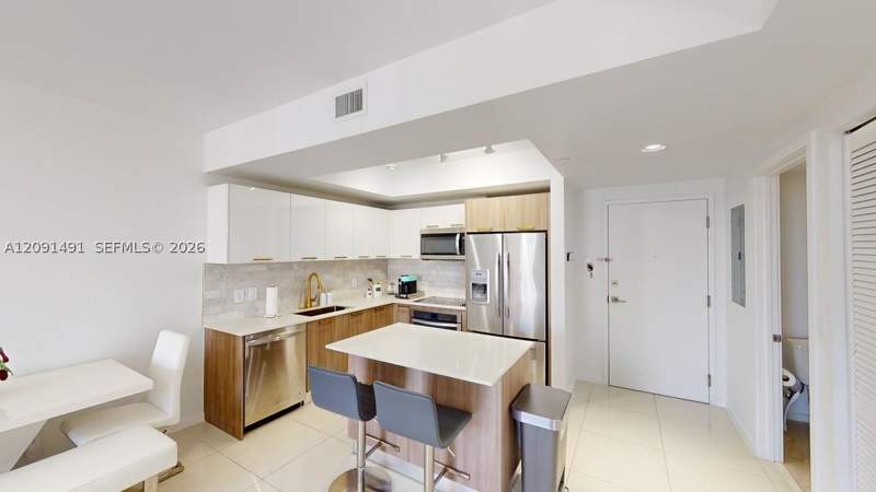 1 bedroom Condominium at 5300 Paseo Blvd 1607, 5252 Paseo Condo, Doral — photo 5