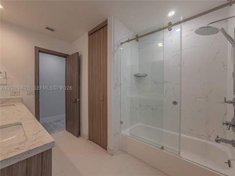 20405 NE 22nd Pl, Miami FL - photo 16 of 35