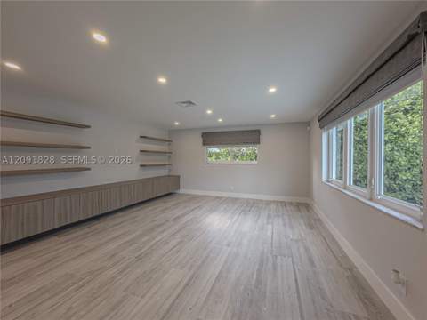 20405 NE 22nd Pl, Miami FL - photo 9 of 35