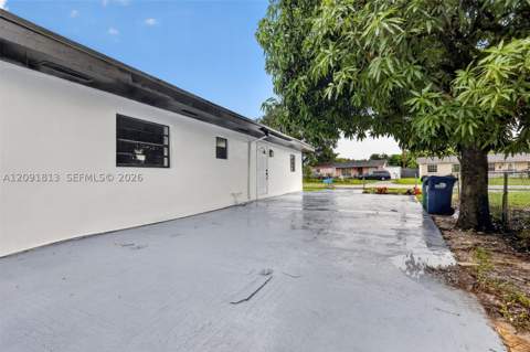 20352 NW 39th Ct, Miami Gardens FL - photo 24 of 32