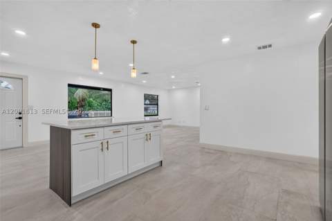 20352 NW 39th Ct, Miami Gardens FL - photo 7 of 32