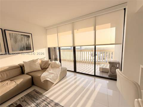 1000 W Island Blvd 1911, Aventura FL - photo 8 of 67